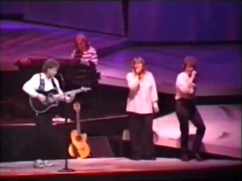 SILHOUETTES by Cliff Richard - live performance 1992 - stereo - lyrics