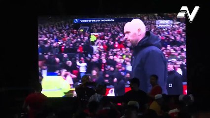 Barisan artis turut hadir memeriahkan tayangan aksi hangat Man United & Liverpool