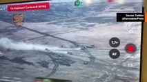 ビデオでドネツクでロシアの装甲車列が破壊される様子が映し出される