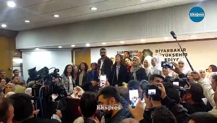 Diyarbakır'da eşbaşkanlar göreve başladılar