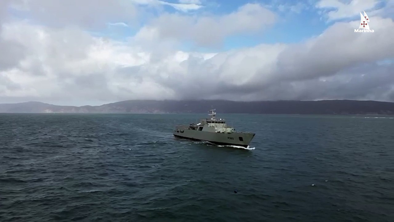 Divulgadas imagens de navio da Marinha nas buscas de Tróia