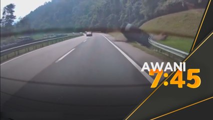 Kereta terbabas, terbalik selepas ' pandu melulu, himpit