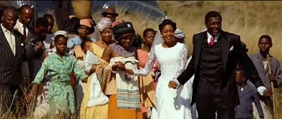 Mandela : Un long chemin vers la liberté Bande-annonce (EN)