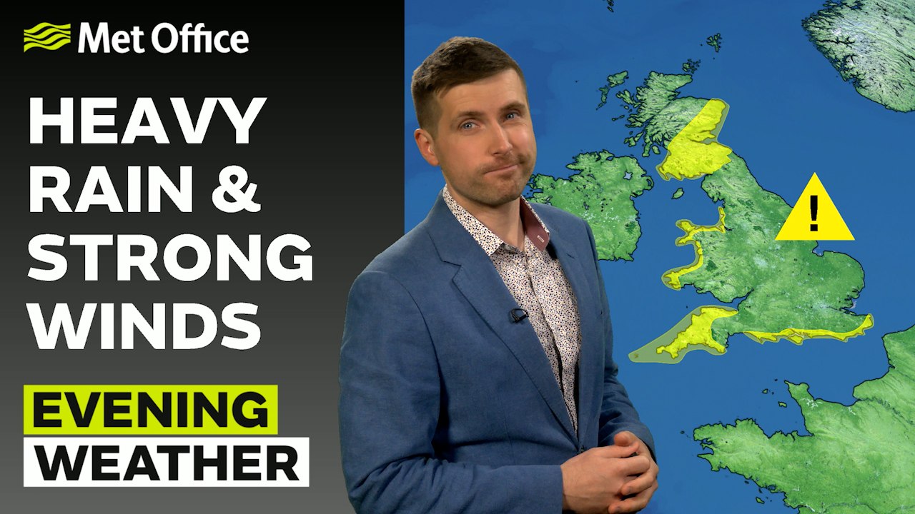 Met Office Evening Weather Forecast 08/04/24 - Heavy rain and strong ...