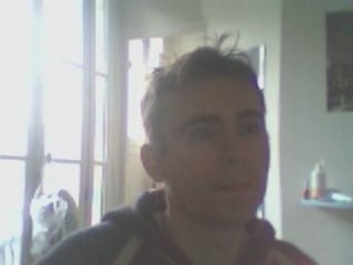 Wiwi massacre "En blue jeans et blouson d'cuir"