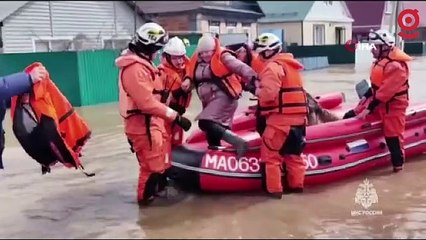 Rusya’yı sel vurdu: 10 bin ev sular altında kaldı