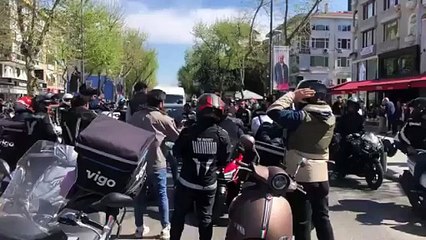 Vigo motokuryelerinden işçi hakları için grev: ​​​​​​​Bağdat Caddesi yolu kapatıldı
