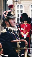 #France #Angleterre La Garde républicaine a procédé ce lundi à une Grande relève inédite devant le Palais de l’Élysée en présence du Président de la République.