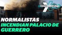 Normalistas de Ayotzinapa incendian vehículos en palacio de gobierno de Guerrero | Reporte Indigo