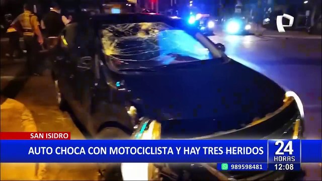 San Isidro: tres heridos dejaron un violento choque entre un auto y una motocicleta