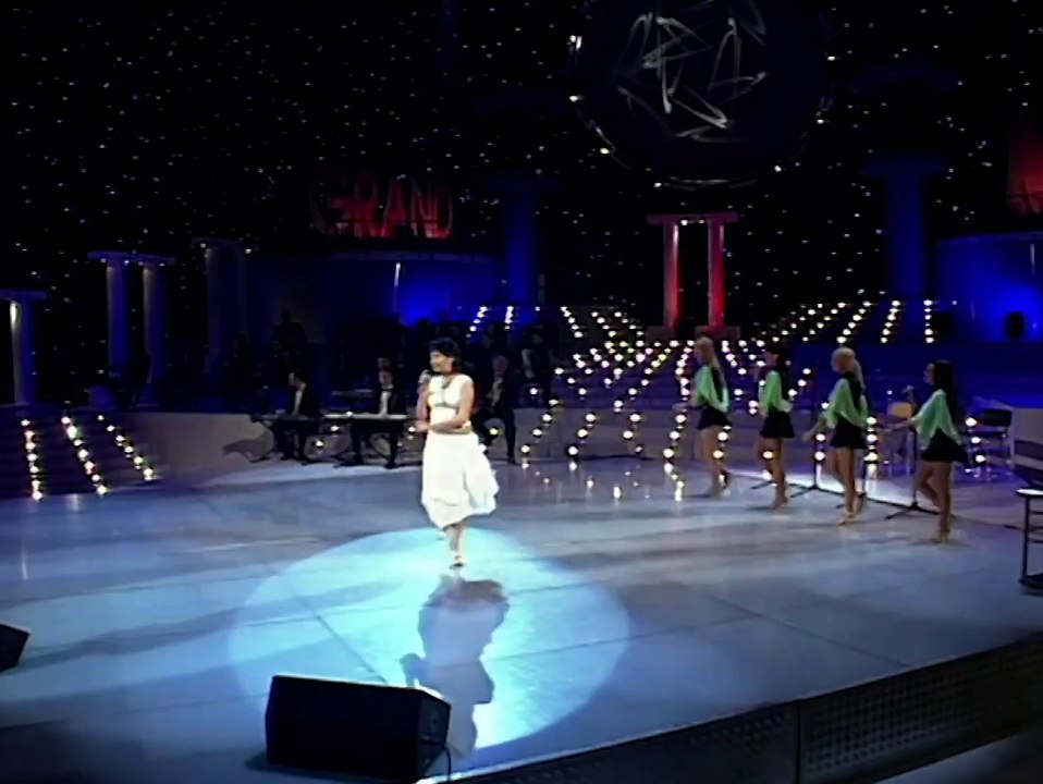 Tanja Savic - Tako mlada