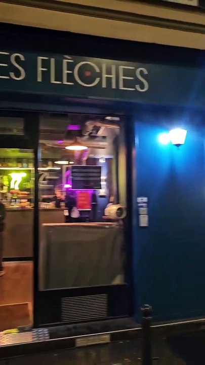 Les Petites Flèches, le bar à jeux 100% fléchettes à Paris