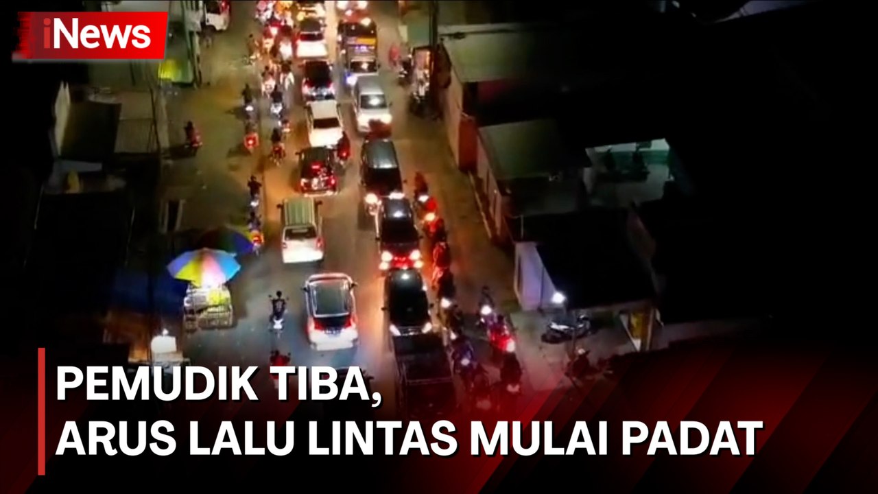 Pemudik Tiba di Jember, Jawa Timur, Arus Lalu Lintas Mulai Padat
