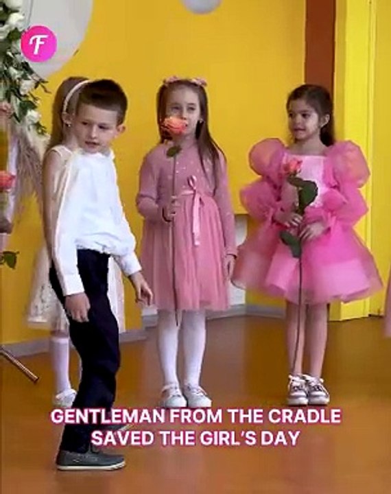 He Got A Brilliant Idea To Cheer Her Up