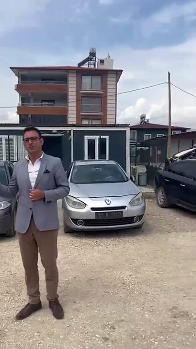 Belediye Başkanı'ndan örnek davranış! Araçları satışa çıkardı