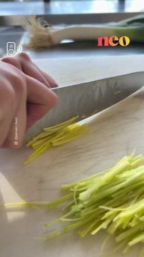 Plaisir pour les yeux et pour les oreilles : les sons satisfaisants d’une cuisine française par @panpan_love2.