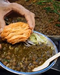 Japani Samosa With Chole | Viral Food Videos #shortsfeed #viral #shorts #streetfood