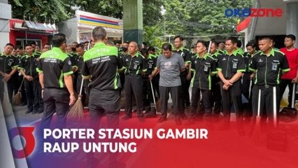 Cerita Porter Stasiun Gambir yang Meraup Untung pada Lebaran Ini