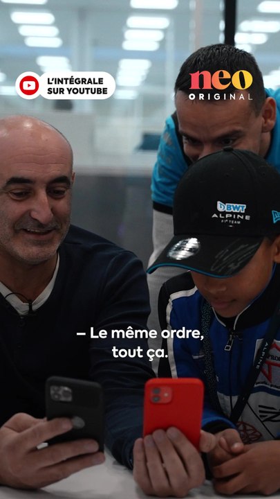 On a retrouvé Amine Pantoli baby pilote, le jeune prodige de karting, pour une visite de l’usine Alpine F1 Team. 