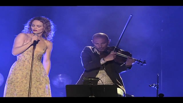 VANESSA PARADIS — DIS-LUI TOI QUE JE T'AIME | VANESSA PARADIS : UNE NUIT À VERSAILLES | (2010)