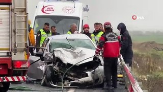 Diyarbakır’da otomobil ile minibüs çarpıştı: 3 ölü, 2 ağır yaralı