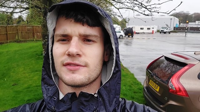 Police serve notice to travellers on Tesco Extra car park