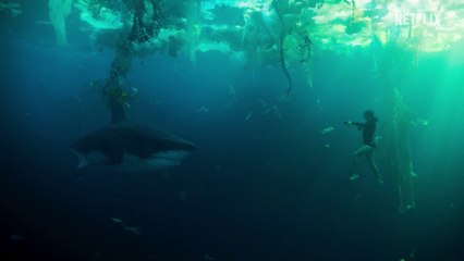 En las profundidades del Sena - Tráiler oficial Netflix