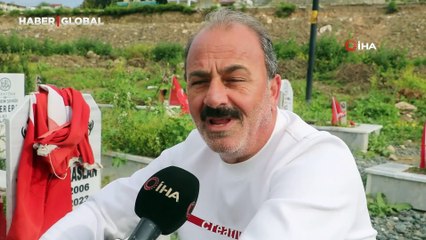 Hatay'ın en hüzünlü bayramı: Gözyaşlarıyla dua ettiler