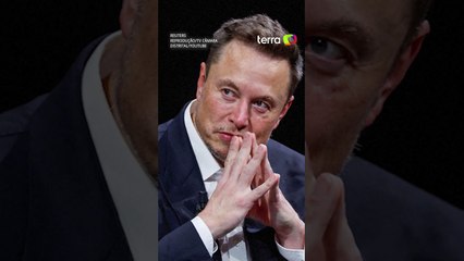 Elon Musk volta a atacar Moraes e diz que ministro tem Lula 'na coleira' #shorts