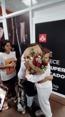 Giovanna Pitel é recebida com emoção em sua volta a Maceió após participação no BBB24