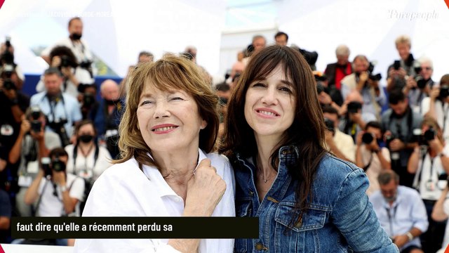 Toujours le réflexe de... : Charlotte Gainsbourg encore fragile après le décès de Jane Birkin, ses rares confidences sur sa famille