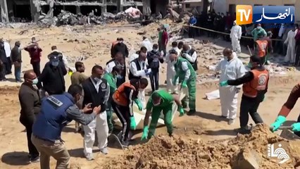 فلسطين: عشية الإحتفال بعيد الفطر.. الفلسطينيون ينتشلون جثث الشهداء من تحت الركام