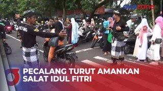 Belasan Pecalang Turut Amankan Jalannya Salat Idul Fitri di Denpasar, Bali