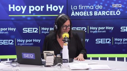 La acción ciudadana contra la distracción política | La firma de Àngels Barceló