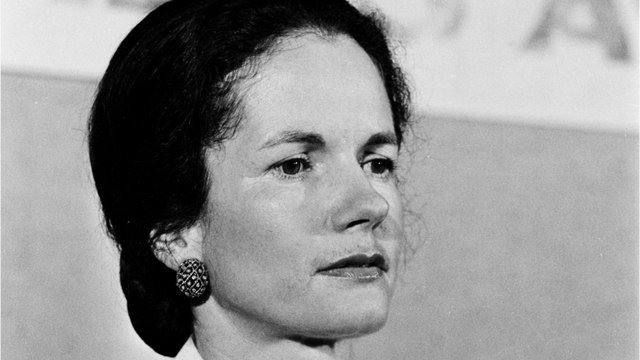 GALA VIDEO - Anne-Aymone Giscard d'Estaing : pourquoi elle n'a jamais emménagé à l'Élysée