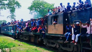 ঈদে বলাকা এক্সপ্রেস ট্রেনে উপচে পড়া ভিড় | Bolaka Train