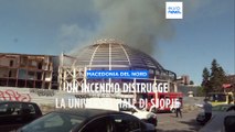 Macedonia del Nord, un incendio distrugge la Universal hall di Skopje: nessuna vittima
