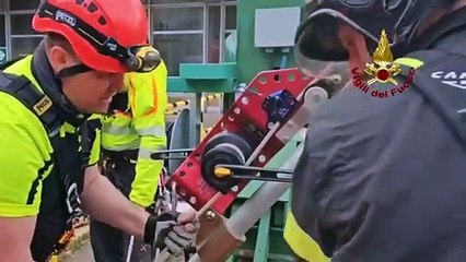 Download Video: Strage di Suviana, i Vigili del Fuoco nella ricerca disperata dei 4 dispersi