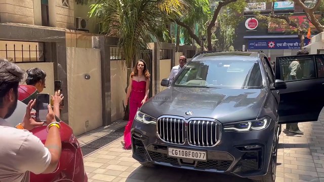 Laa Pila De Sharaab गाने के प्रमोशन के दौरान Ankita Lokhande और Vicky Jain ने किया डांस