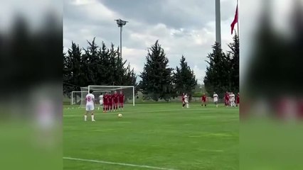 Mine Yıldız'dan Ermenistan'a füze!