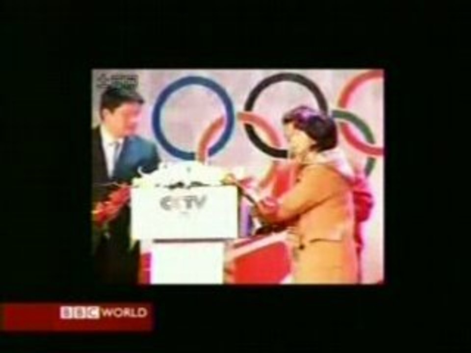 China avoiding its own people to celebrate Olympic Torch