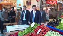 İzmir Büyükşehir Belediye Başkanı Cemil Tugay Urla ve Çeşme'yi ziyaret etti