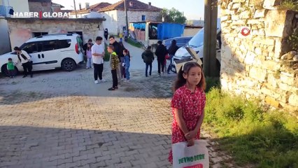 Gördes'in bu mahallesi bir başka, genci de yaşlısı fark etmiyor