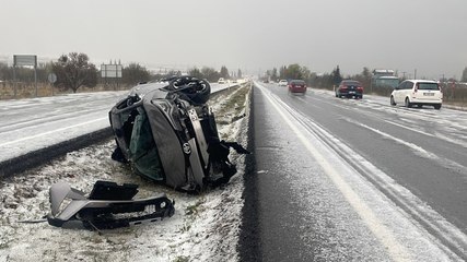 Niğde'de sağanak ve dolu hayatı olumsuz etkiledi