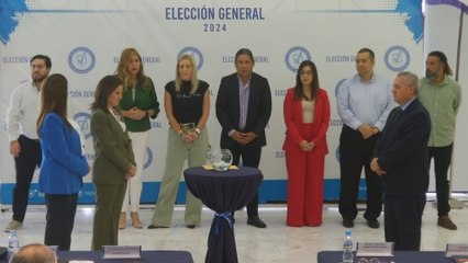 Realizan sorteo de posiciones para el tercer debate presidencial