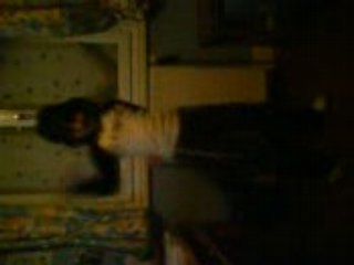Ma tite soeur qui danse.
