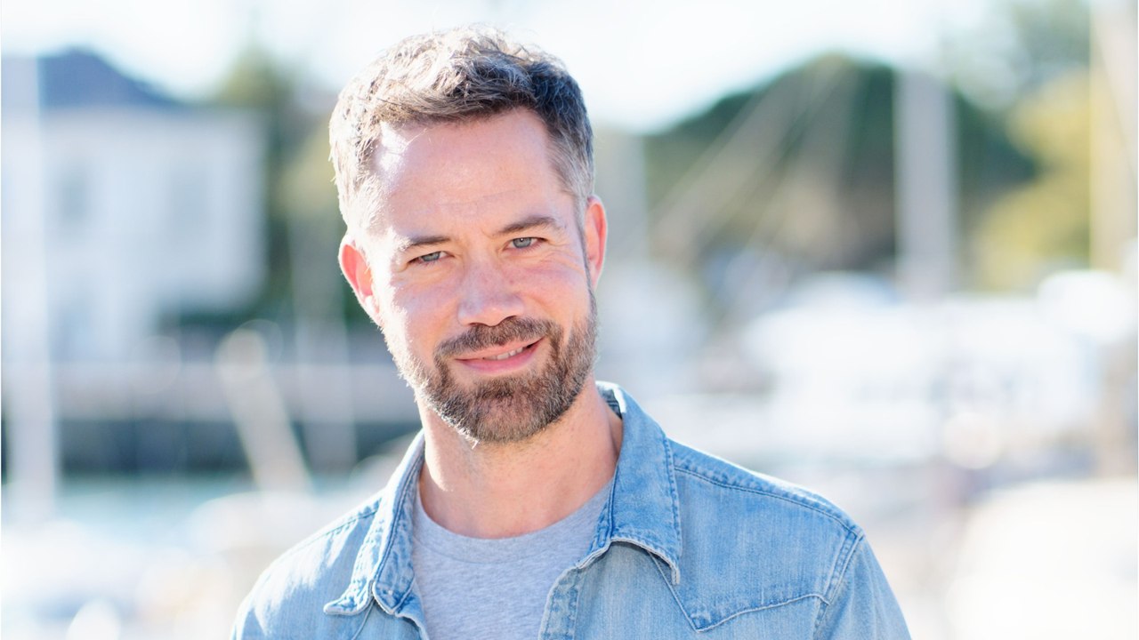 GALA VIDEO - Le Roi Soleil de retour 20 ans après : Emmanuel Moire fait une grande annonce