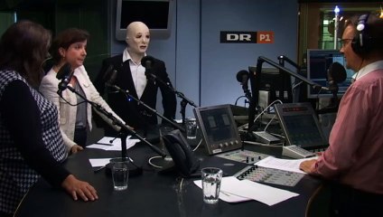 Ny politiker tager maske på i P1 Debat: Folketinget er en børnehave |2014| DR