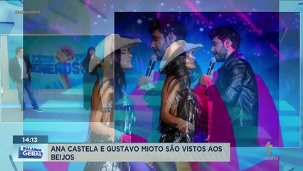 Ana Castela e Gustavo Mioto são vistos aos beijos em festa