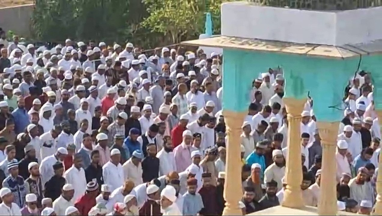नागौर में धूमधाम से मनाया जा रहा ईद उल फितर, ईदगाहों में हुई विशेष नमाज